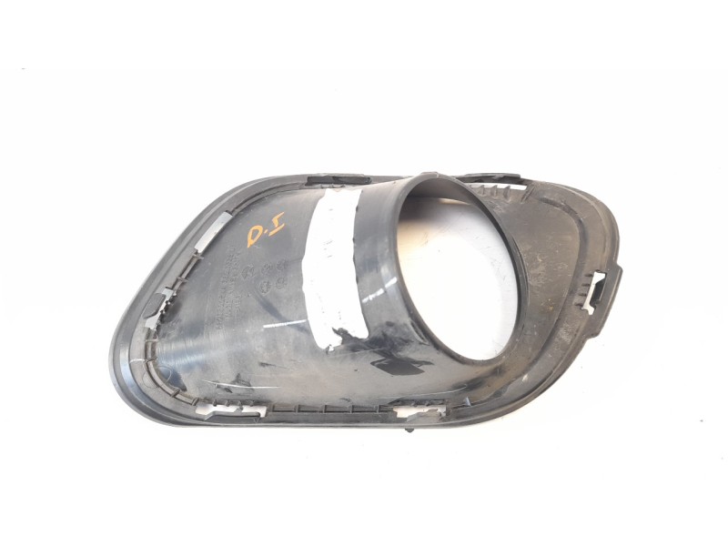 Recambio de rejilla paragolpes izquierda para jeep cherokee 2.0 m-jet cat referencia OEM IAM 68203225AA  