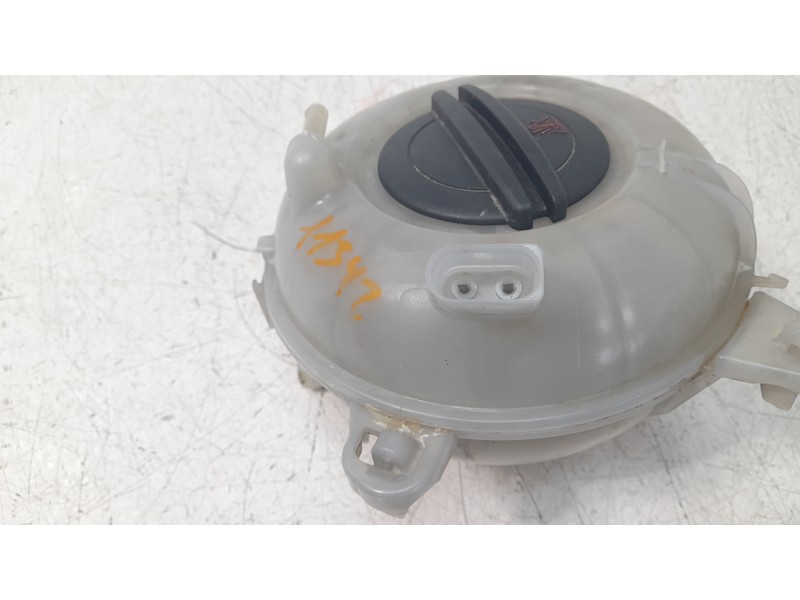Recambio de deposito expansion para seat leon (5f1) style referencia OEM IAM 5Q0121407M 482427 