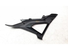 Recambio de moldura para honda cb 125 f referencia OEM IAM 83521K94T00   2