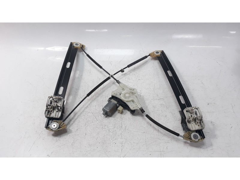 Recambio de elevalunas delantero derecho para seat leon (5f1) style referencia OEM IAM 5F4837462D  