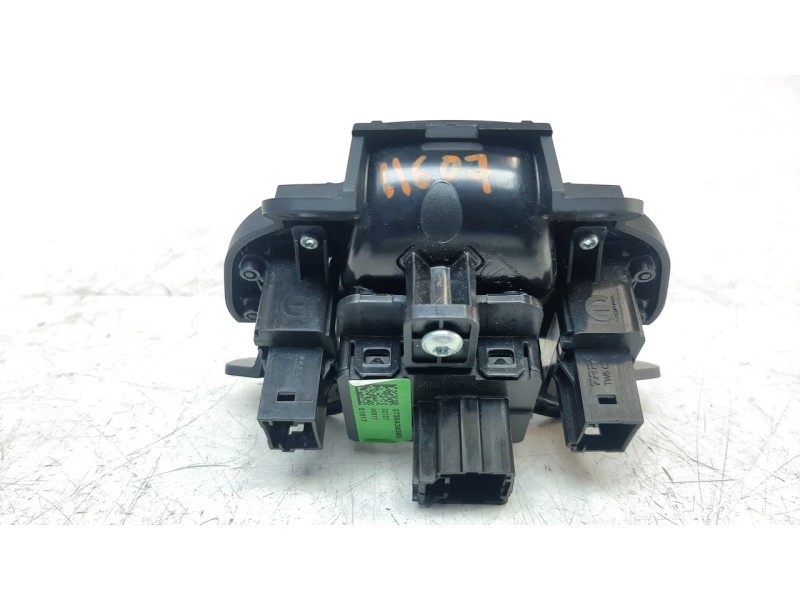 Recambio de palanca freno para jeep renegade 1.6 m-jet cat referencia OEM IAM 7356365590  