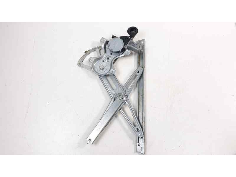 Recambio de elevalunas delantero derecho para toyota yaris active referencia OEM IAM AV2621002331 973582101 