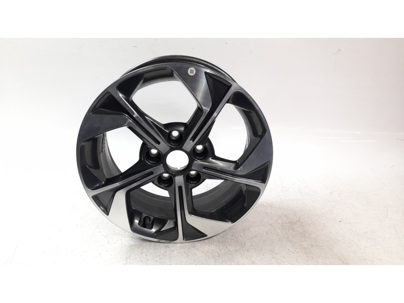 Recambio de llanta para kia xceed drive referencia OEM IAM 52910J7700  
