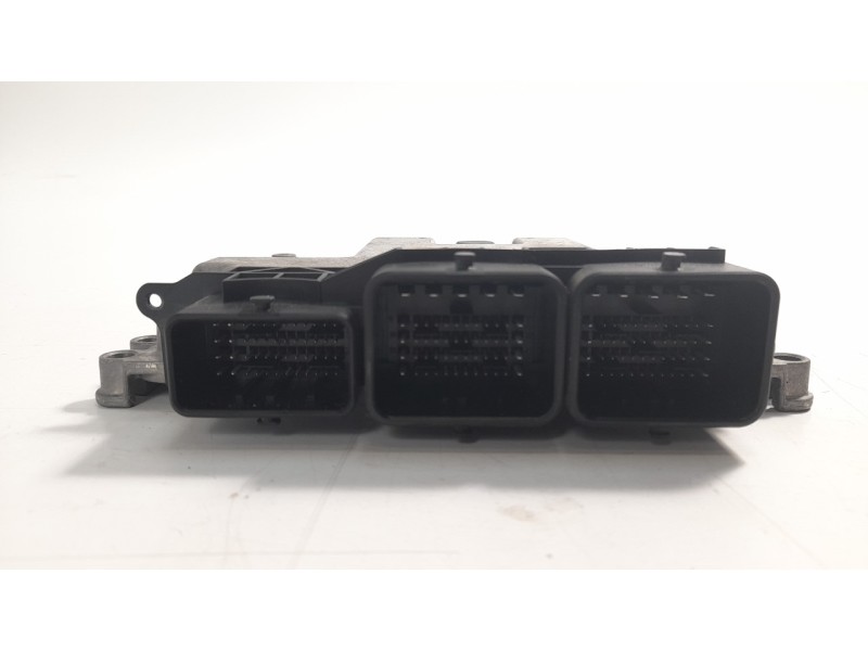 Recambio de centralita motor uce para peugeot 208 1.4 hdi fap referencia OEM IAM 9807886180 0281030545 