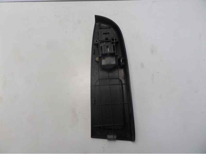 Recambio de mando elevalunas delantero derecho para honda accord berlina (cg7-9/ch1-7) 2.0 td referencia OEM IAM 83545S1AG810  