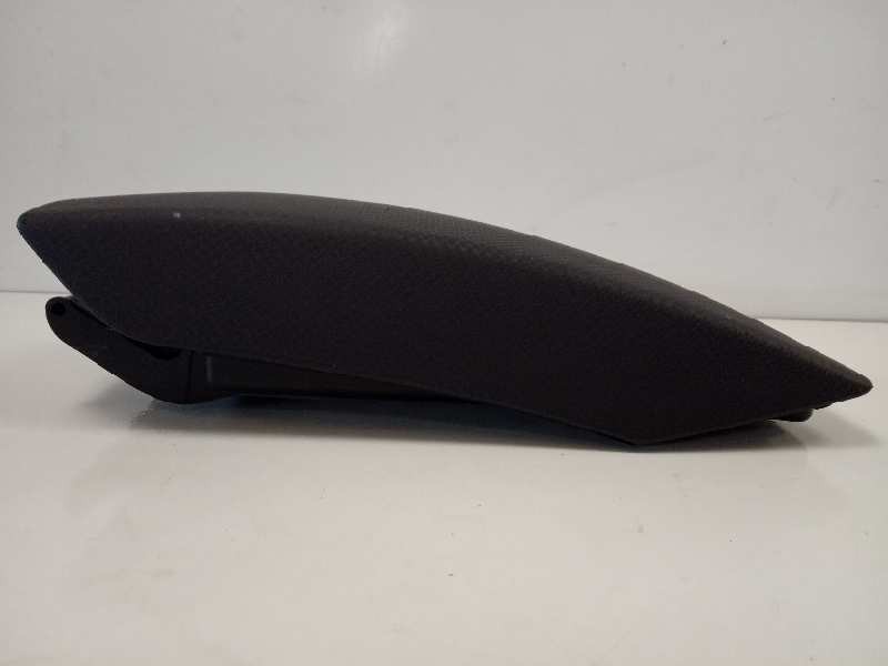 Recambio de apoyabrazos central para seat altea (5p1) style copa referencia OEM IAM 5P0863761  