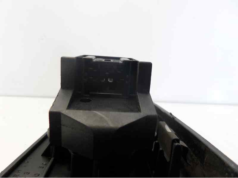 Recambio de mando elevalunas delantero derecho para honda accord berlina (cg7-9/ch1-7) 2.0 td referencia OEM IAM 83545S1AG810  