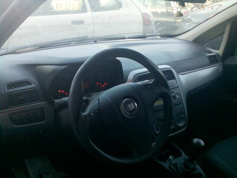 fiat grande punto (199) del año 2008