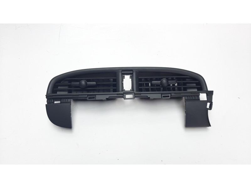 Recambio de rejilla aireadora para kia picanto (ja) 1.0 cat referencia OEM IAM 84740G6000CA  