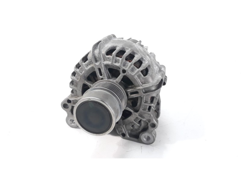 Recambio de alternador para volkswagen golf vii lim. (bq1) 1.0 tsi referencia OEM IAM 04E903015 ALF870501 