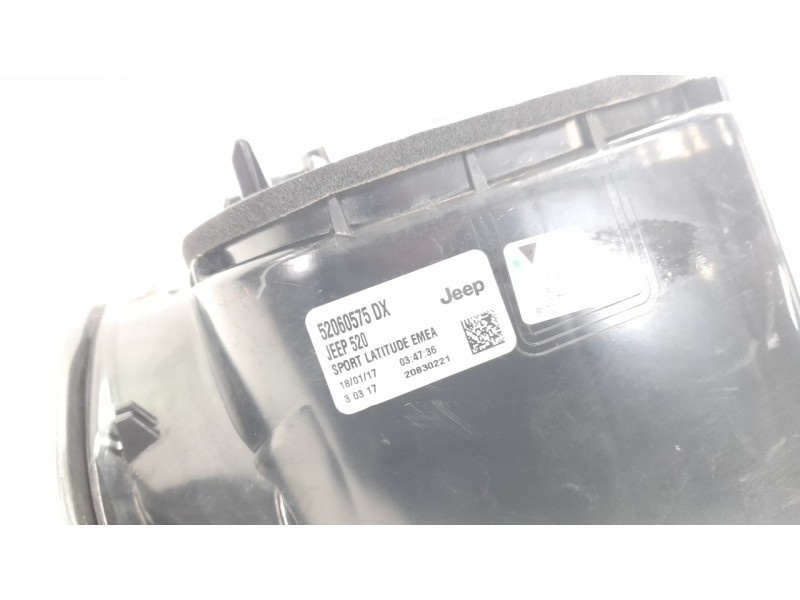 Recambio de piloto trasero derecho para jeep renegade 1.6 m-jet cat referencia OEM IAM 52060575 108903550 JE1004153