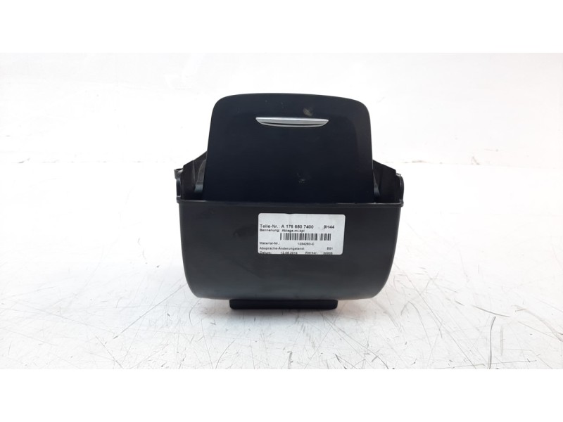 Recambio de cenicero para mercedes-benz clase gla (w156) gla 200 cdi (156.908) referencia OEM IAM A1766807400  