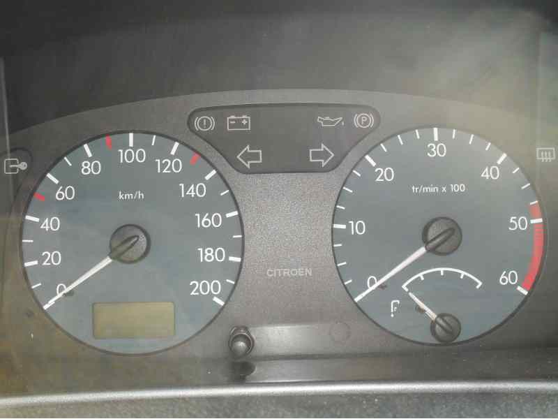 citroen xsara berlina del año 1999