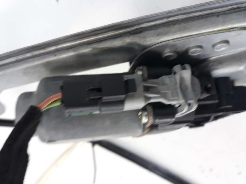 Recambio de elevalunas delantero izquierdo para peugeot 1007 urban referencia OEM IAM 9221R0  