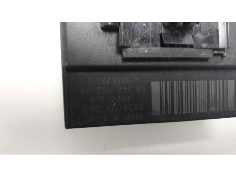 Recambio de caja precalentamiento para peugeot 1007 urban referencia OEM IAM 9652021180  