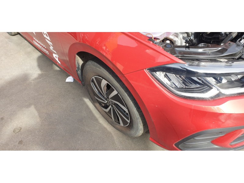 Recambio de amortiguador delantero derecho para volkswagen polo vi (ae1) basis referencia OEM IAM 2Q0413031BA  