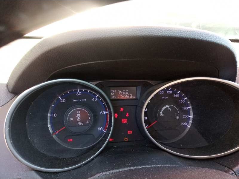 Recambio de cuadro instrumentos para hyundai ix35 1.7 crdi cat referencia OEM IAM 940032Y290 110707 M329