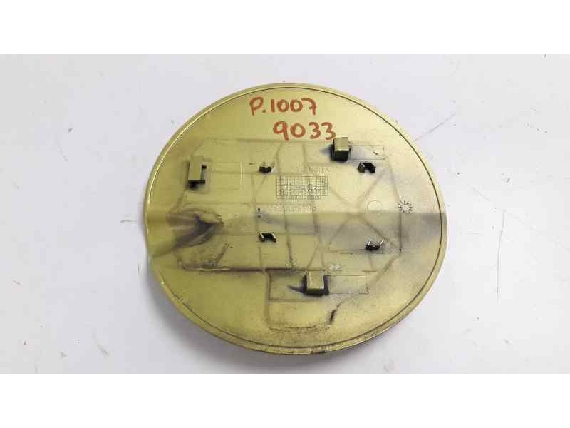 Recambio de tapa exterior combustible para peugeot 1007 urban referencia OEM IAM 1517C3  
