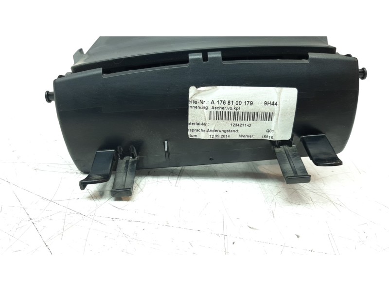 Recambio de cenicero para mercedes-benz clase gla (w156) gla 200 cdi (156.908) referencia OEM IAM A1768100179  