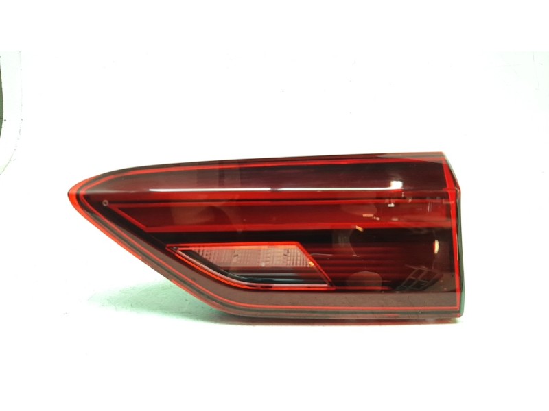 Recambio de piloto trasero derecho interior para volkswagen polo vi (ae1) basis referencia OEM IAM 2G0945094D  