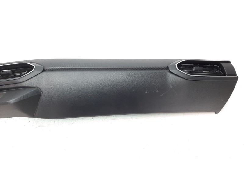 Recambio de moldura para dacia sandero referencia OEM IAM 683102674R  