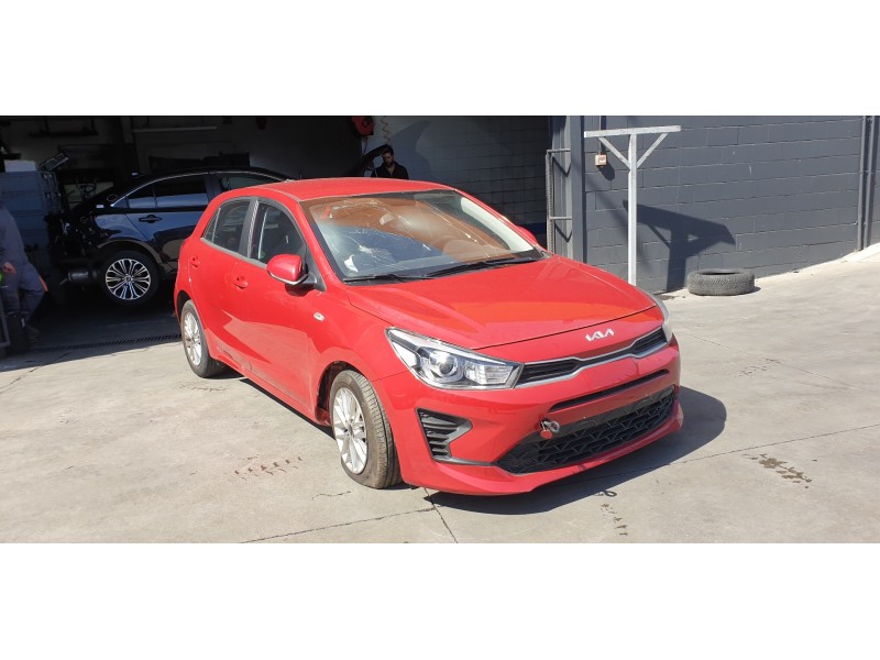 kia rio (yb) del año 2021