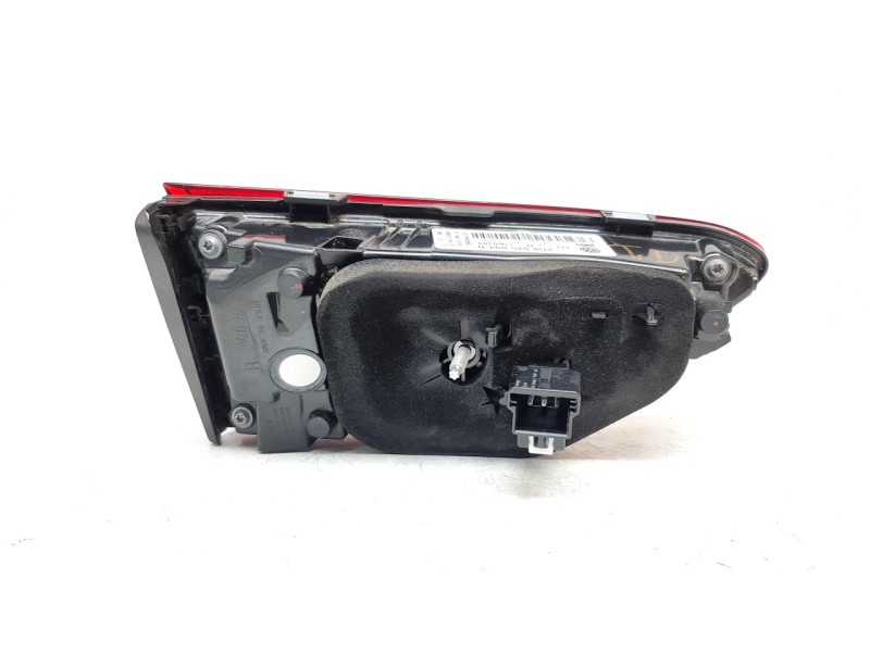 Recambio de piloto trasero derecho interior para volkswagen polo vi (ae1) basis referencia OEM IAM 2G0945094D  