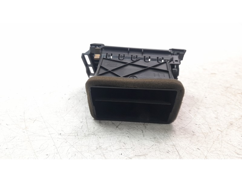 Recambio de aireador izquierdo para land rover evoque 2.2 sd4 cat referencia OEM IAM BJ32018B09BB  
