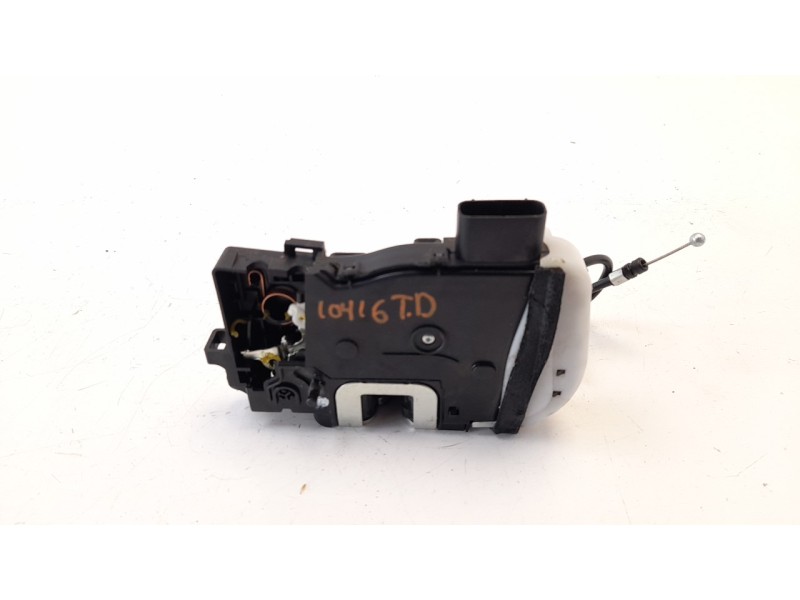 Recambio de cerradura puerta trasera derecha para hyundai ix35 1.7 crdi cat referencia OEM IAM 814202Y010  