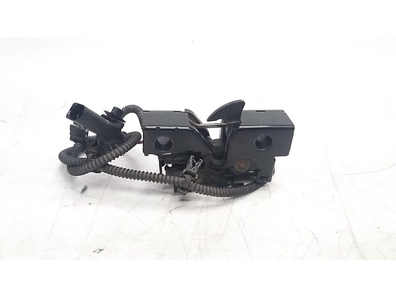 Recambio de cerradura capo para seat ibiza sc (6p5) style referencia OEM IAM 6J0823509K  