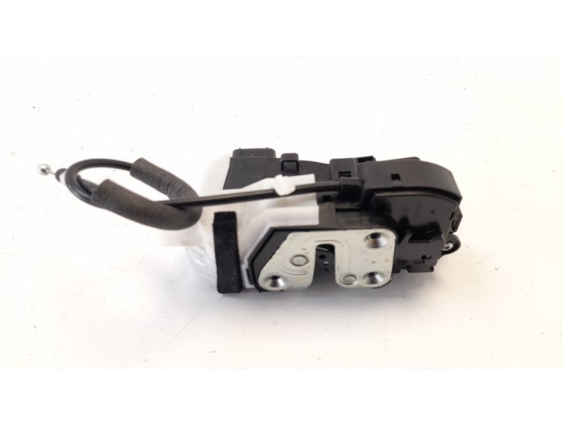 Recambio de cerradura puerta trasera derecha para hyundai ix35 1.7 crdi cat referencia OEM IAM 814202Y010  