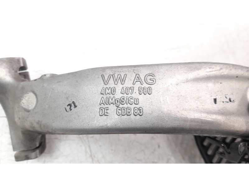 Recambio de mangueta delantera derecha para audi q7 4mg referencia OEM IAM 4M0407242K  