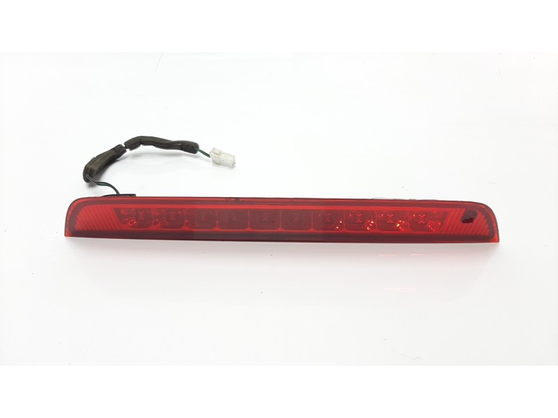 Recambio de luz central de freno para hyundai ix35 1.7 crdi cat referencia OEM IAM 927002Y0  