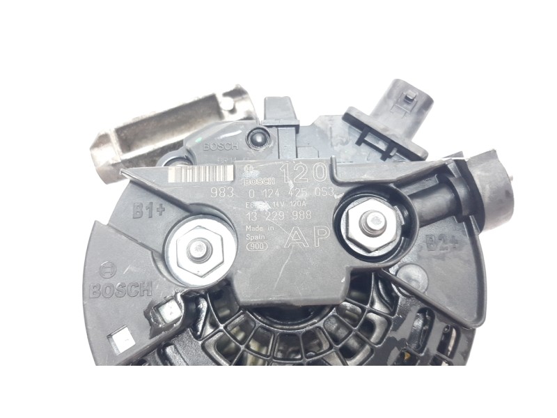 Recambio de alternador para opel vectra c berlina 2.2 16v cat (z 22 se) referencia OEM IAM 13229988 ALF040401HQ A10352