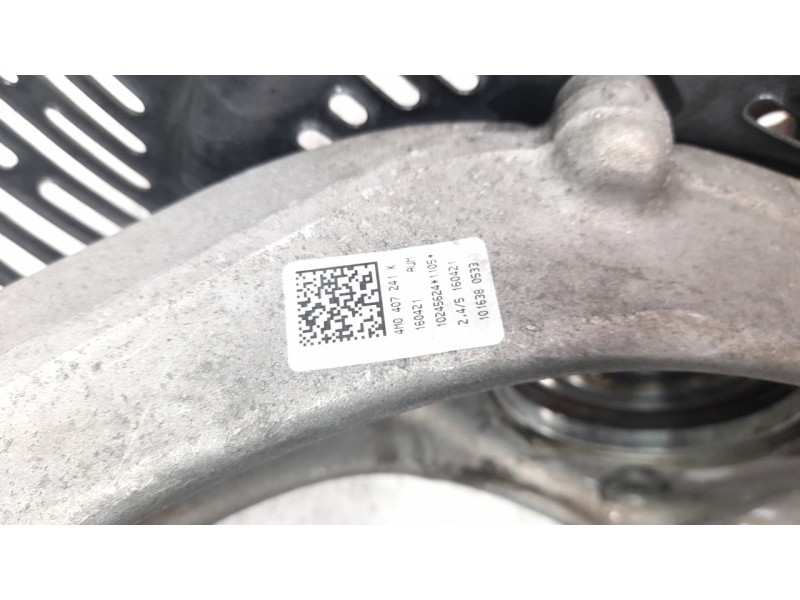 Recambio de mangueta delantera izquierda para audi q7 4mg referencia OEM IAM 4M0407241K  
