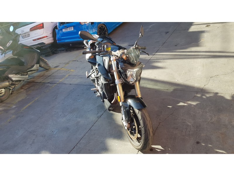 bmw f 800 r del año 2017