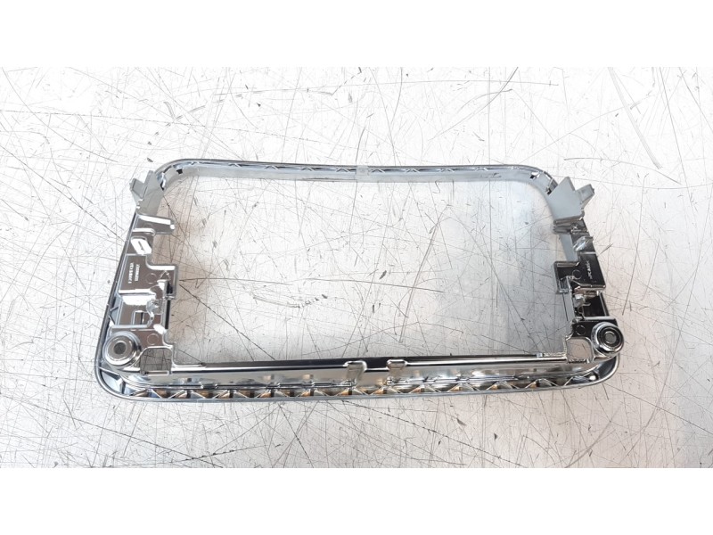 Recambio de moldura para mercedes-benz clase gla (w156) gla 200 cdi (156.908) referencia OEM IAM A1766890018  