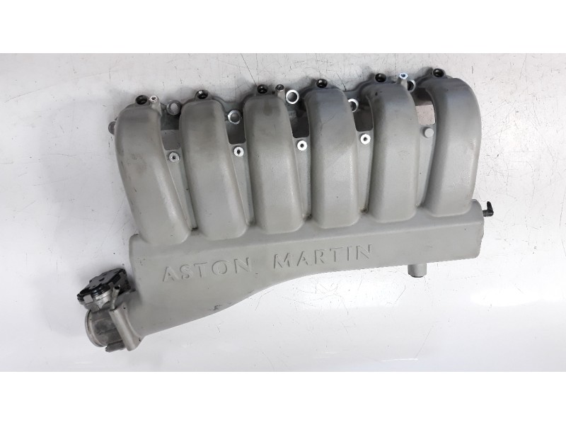 Recambio de colector admision para aston martin rapide 5.9 v12 cat referencia OEM IAM 8G439424DA  
