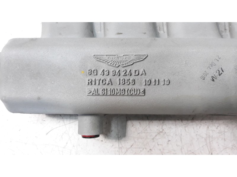 Recambio de colector admision para aston martin rapide 5.9 v12 cat referencia OEM IAM 8G439424DA  