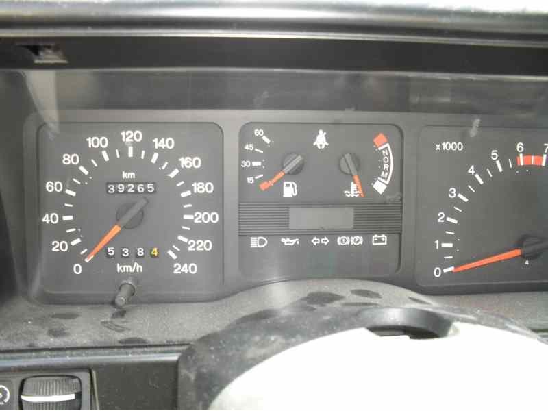 ford sierra berlina del año 1988