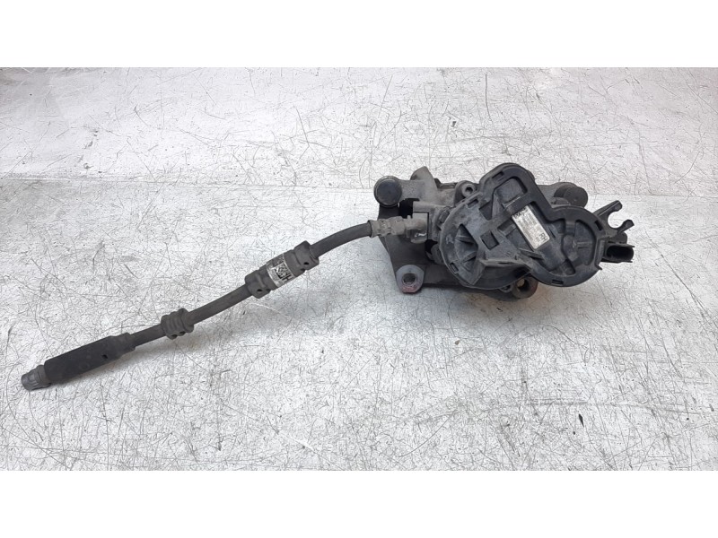 Recambio de pinza de freno trasera derecha para volvo v60 familiar 2.0 diesel cat referencia OEM IAM 31687506  