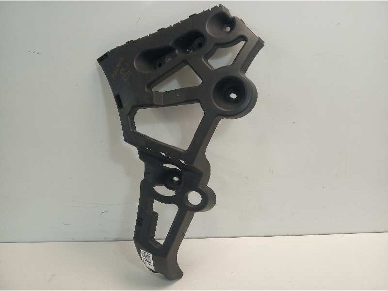 Recambio de molduras traseras para renault megane iii coupe dynamique referencia OEM IAM 850450010R 0001032274 