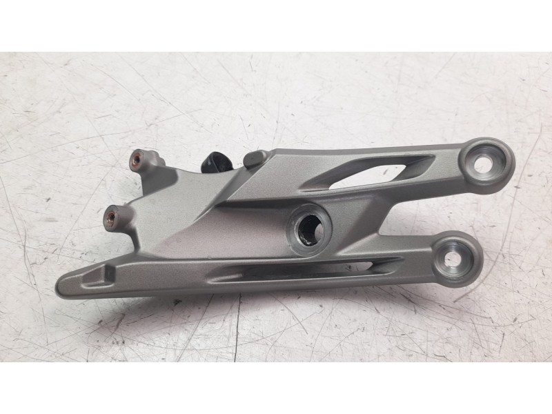 Recambio de soporte motor para yamaha tenere 700 referencia OEM IAM BAGF13160000  