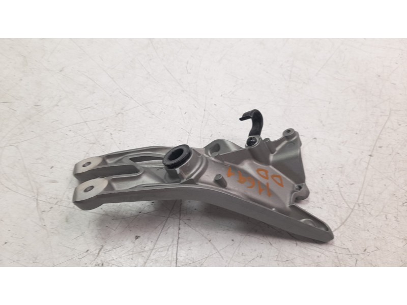 Recambio de soporte motor para yamaha tenere 700 referencia OEM IAM BAGF13160000  