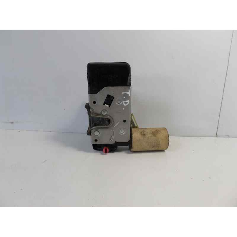 Recambio de cerradura puerta trasera derecha para opel vectra c berlina 1.9 cdti referencia OEM IAM   