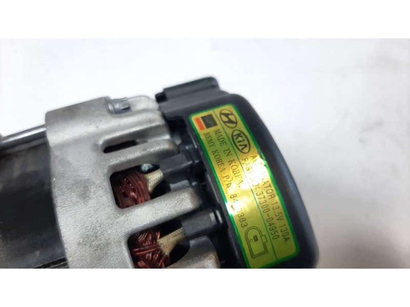 Recambio de alternador para kia stonic (ybcuv) concept referencia OEM IAM 3730004950 ALF030164 