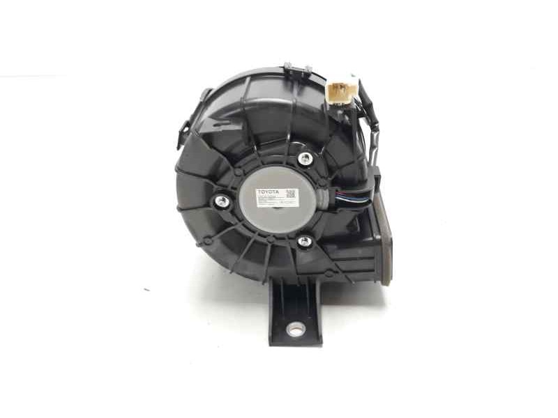 Recambio de electroventilador para toyota yaris hybrid active referencia OEM IAM 923052040  