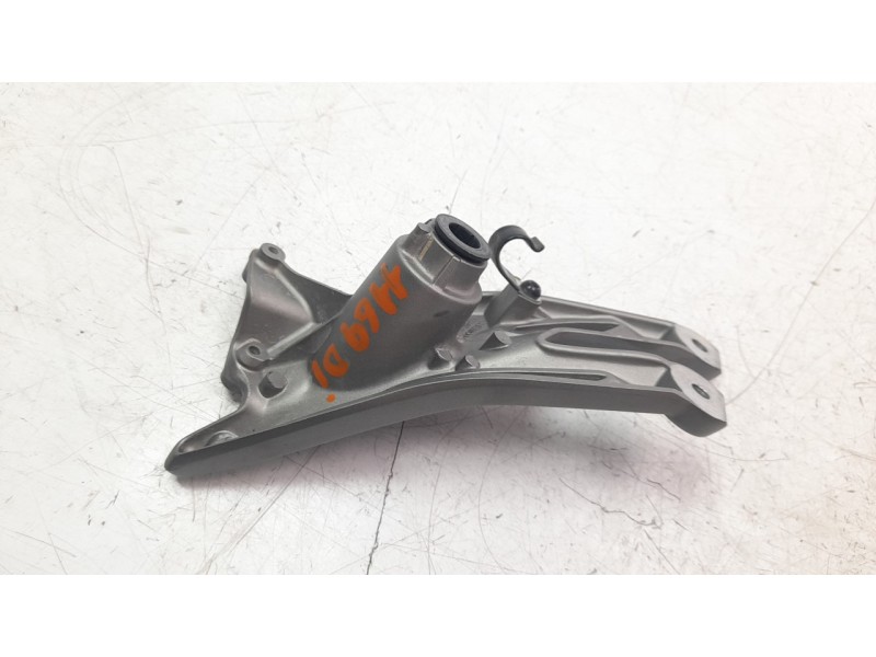 Recambio de soporte motor para yamaha tenere 700 referencia OEM IAM BAGF13150000  