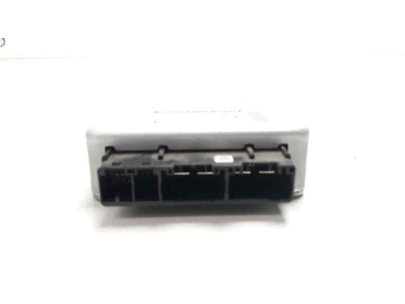 Recambio de modulo electronico para toyota yaris hybrid active referencia OEM IAM 896500D334  