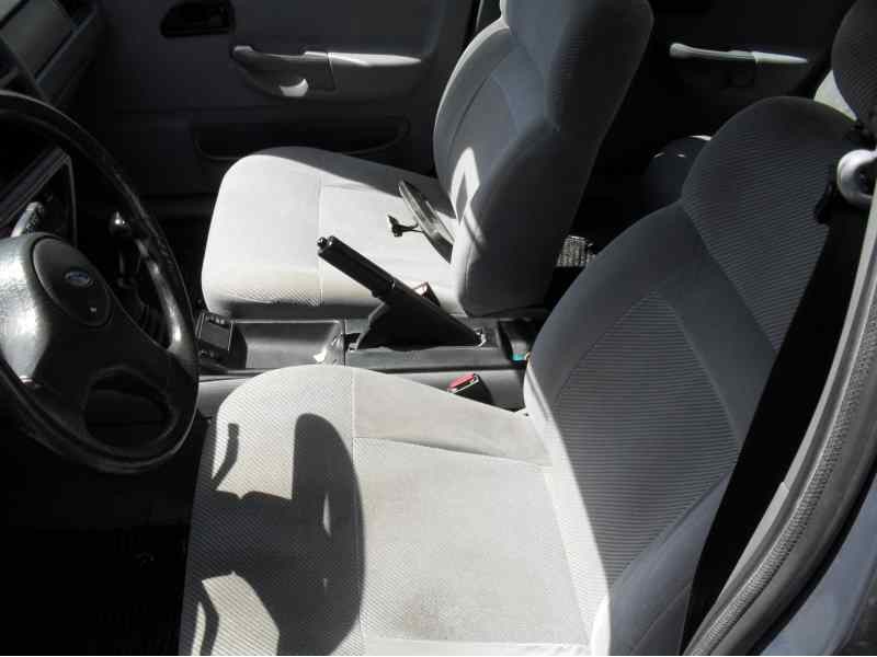 ford sierra berlina del año 1988